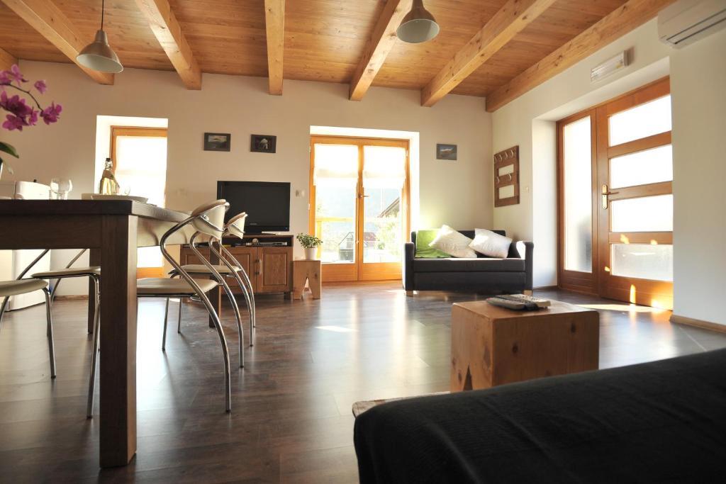 Apartment House Blazar Tolmin Habitación foto